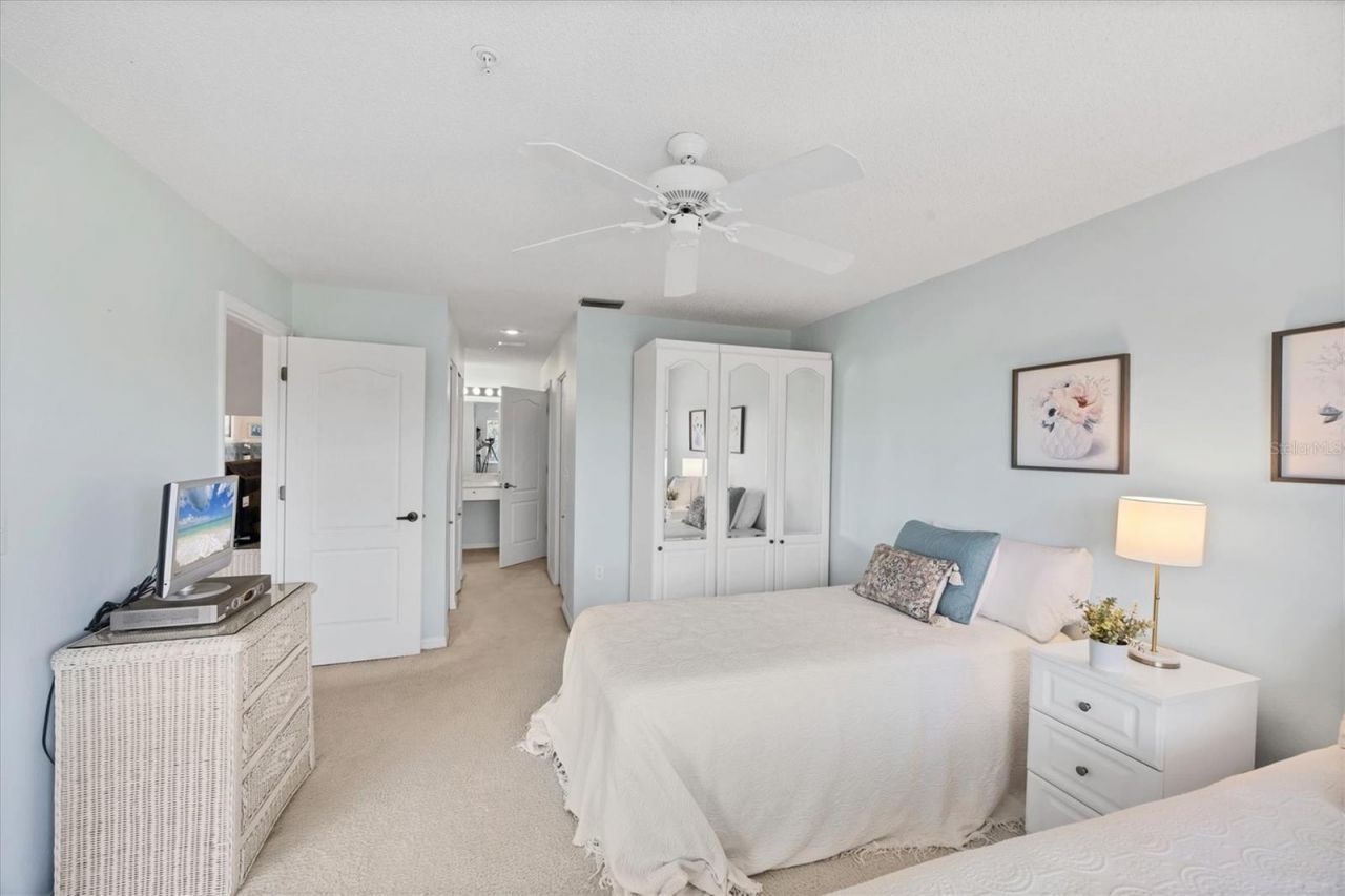 8735 Olde Hickory Avenue, Unit 8303, Sarasota, FL 34238 Photo