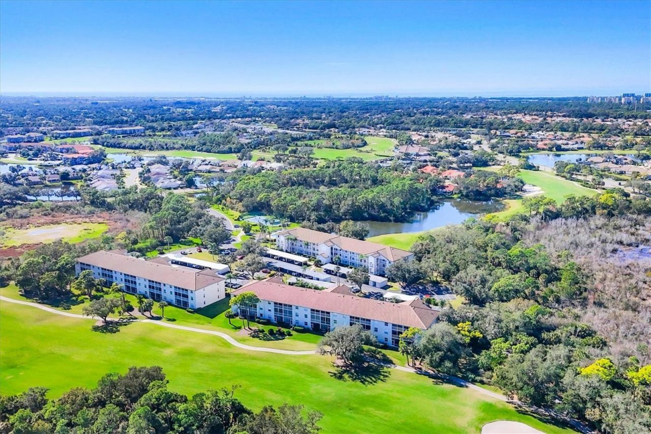 8735 Olde Hickory Avenue, Unit 8303, Sarasota, FL 34238 Photo
