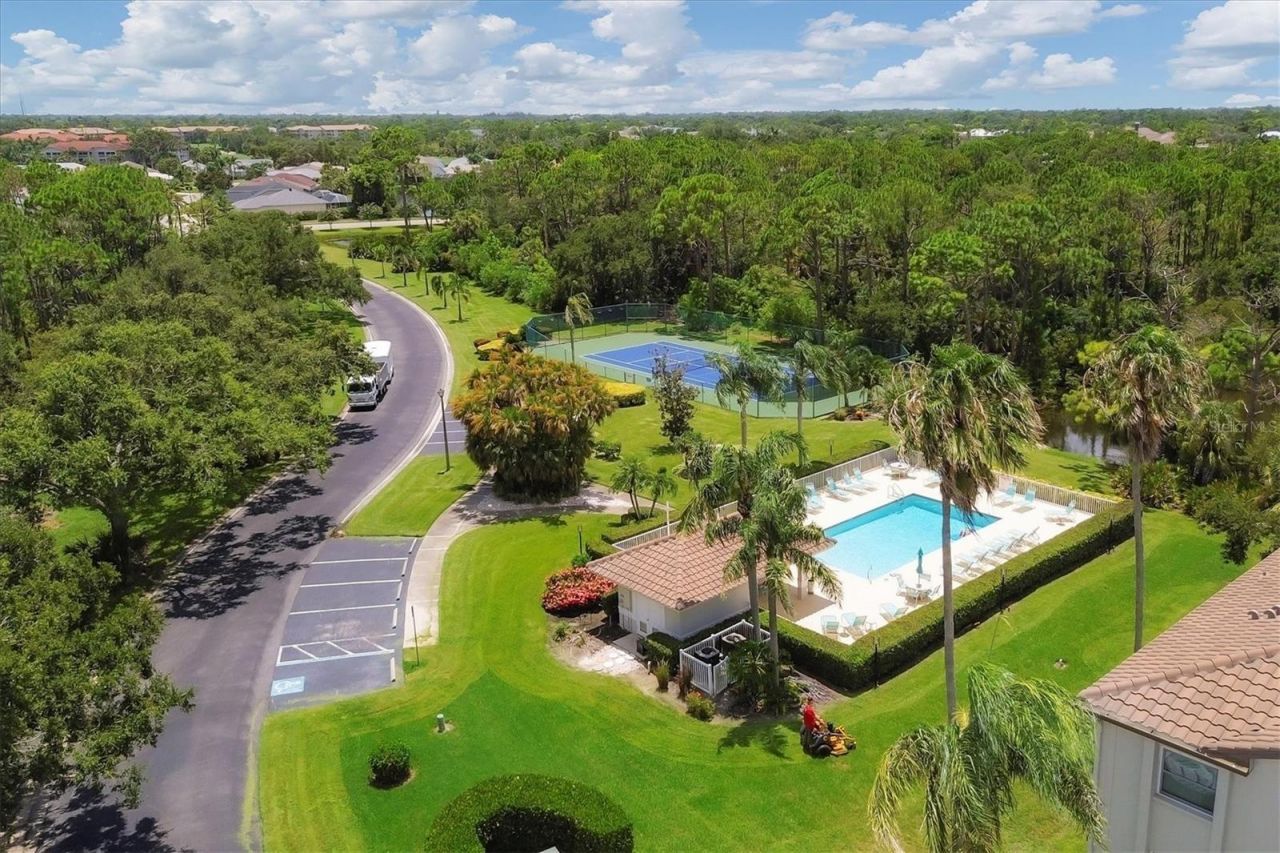 8735 Olde Hickory Avenue, Unit 8303, Sarasota, FL 34238 Photo