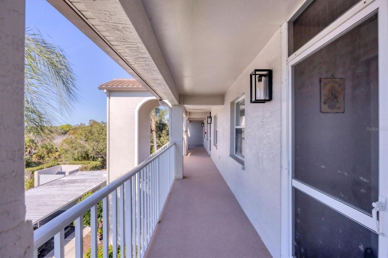 8735 Olde Hickory Avenue, Unit 8303, Sarasota, FL 34238 Photo