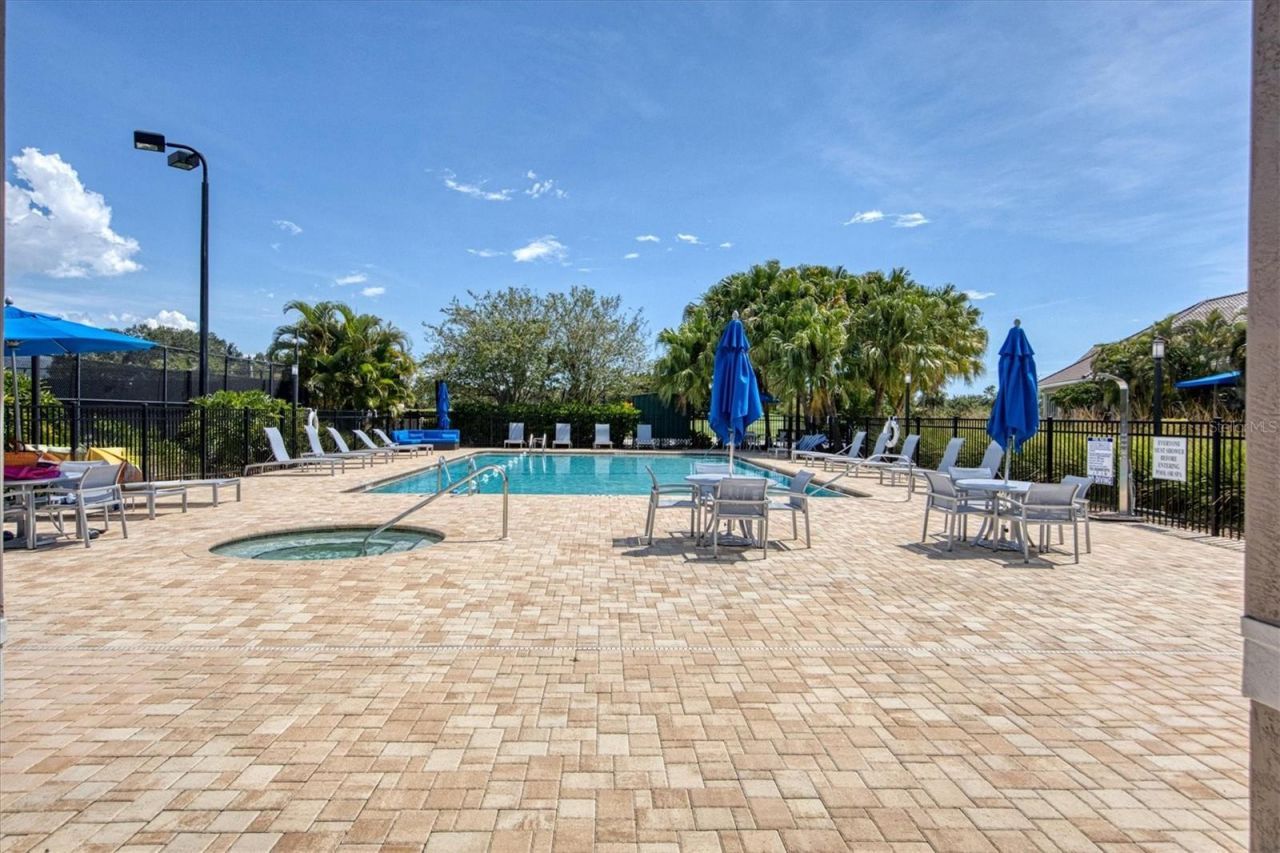 8735 Olde Hickory Avenue, Unit 8303, Sarasota, FL 34238 Photo