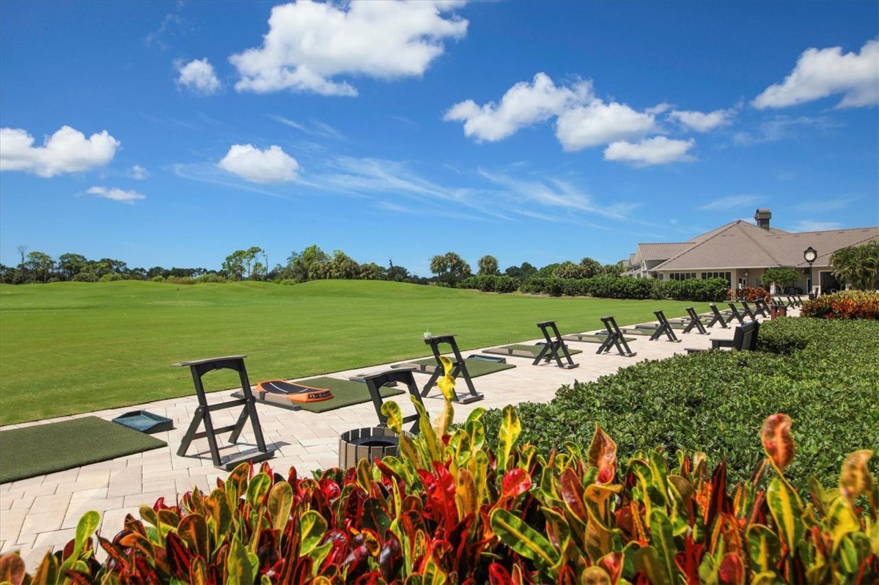 8735 Olde Hickory Avenue, Unit 8303, Sarasota, FL 34238 Photo