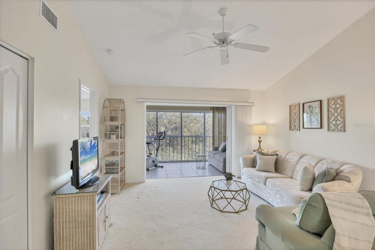 8735 Olde Hickory Avenue, Unit 8303, Sarasota, FL 34238 Photo
