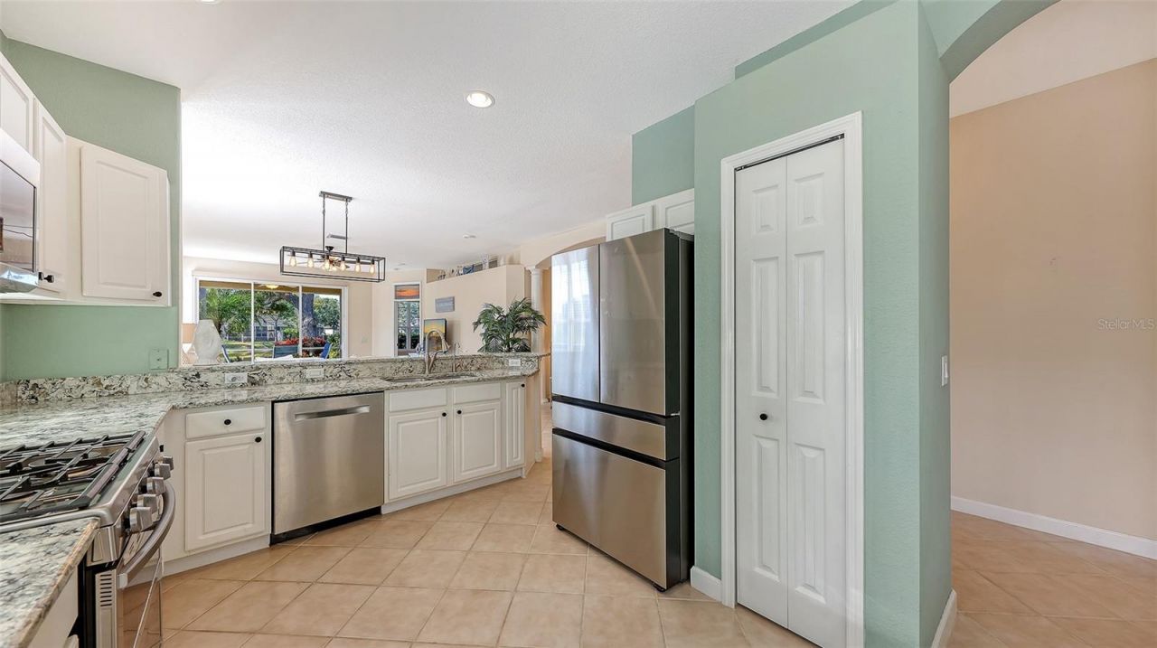 6922 Mystic Lane, Sarasota, FL 34243 Photo