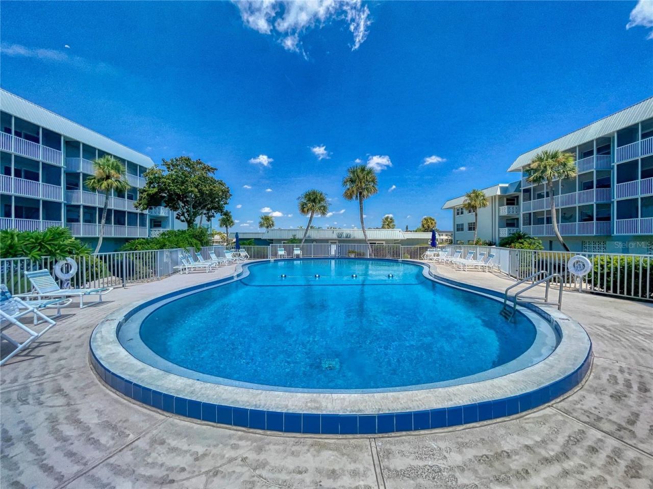 325 N Causeway, Unit B107, New Smyrna Beach, FL 32169 Photo
