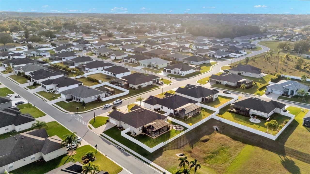 3568 Lakeside Heritage Drive, Lakeland, FL 33812 Photo