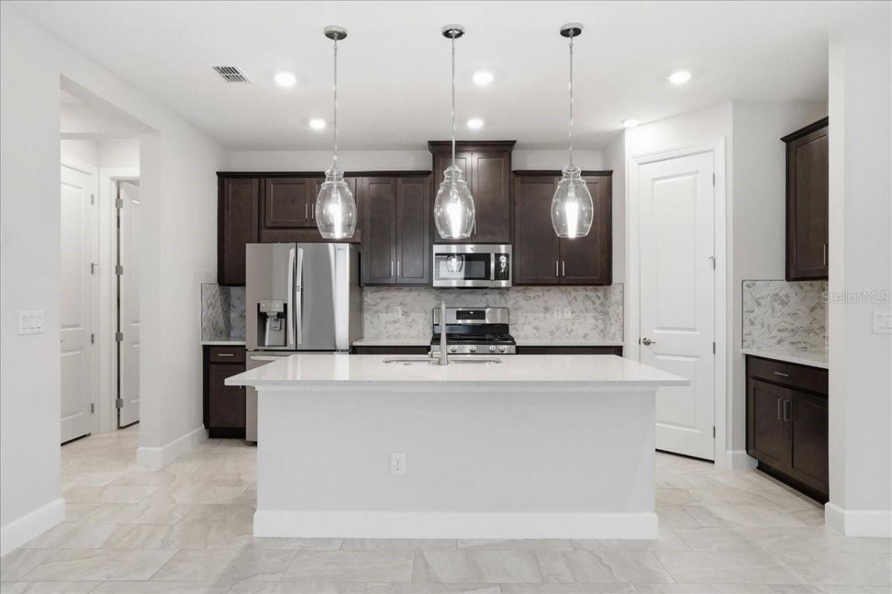 5237 Savino Circle, Palmetto, FL 34221 Photo