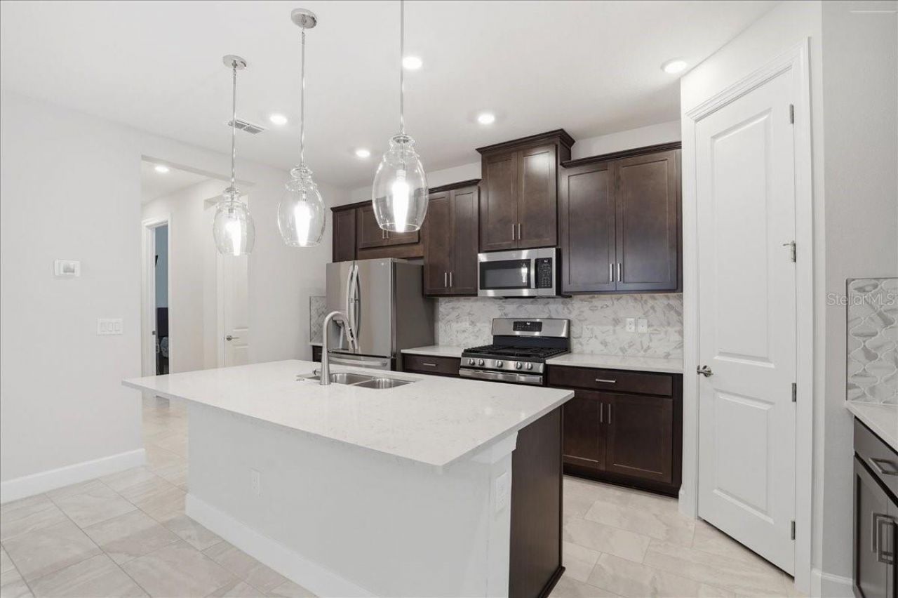 5237 Savino Circle, Palmetto, FL 34221 Photo