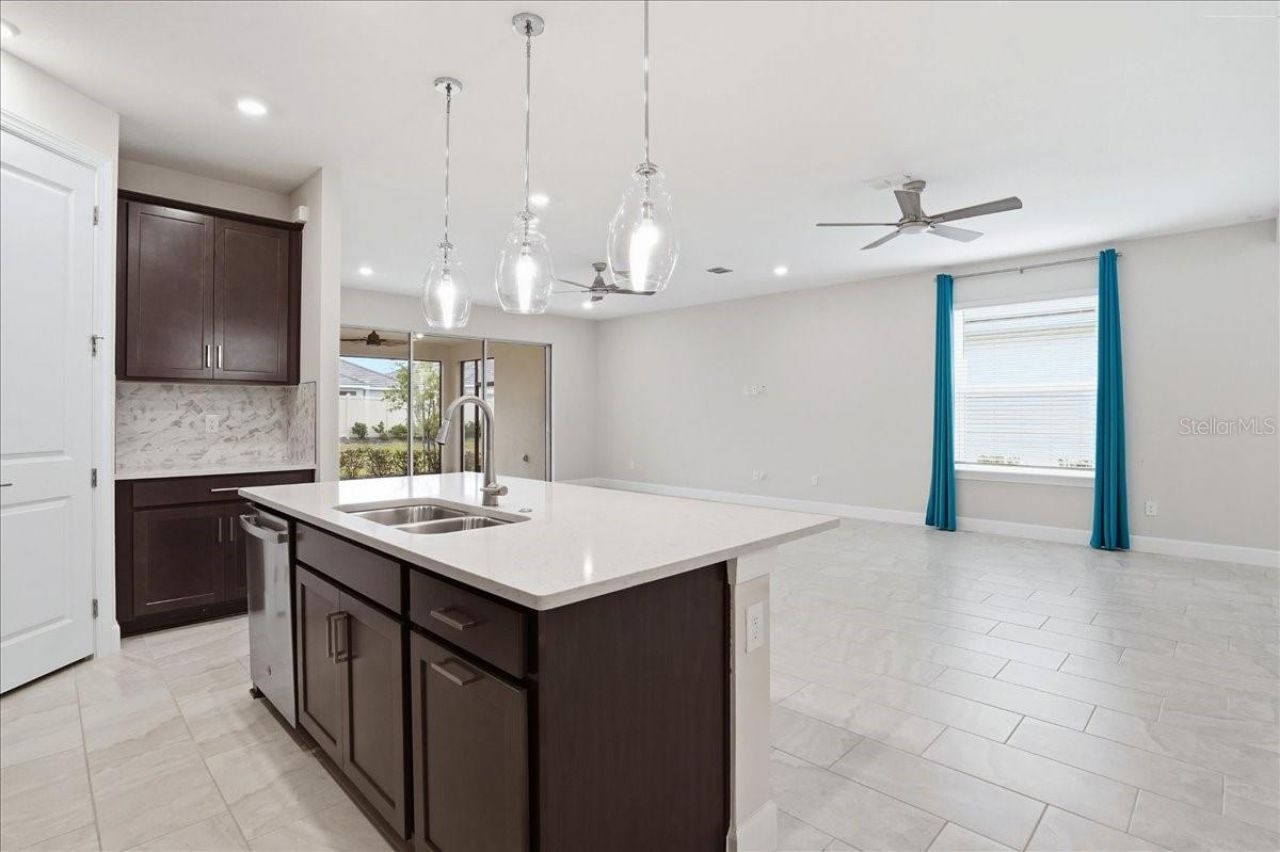 5237 Savino Circle, Palmetto, FL 34221 Photo