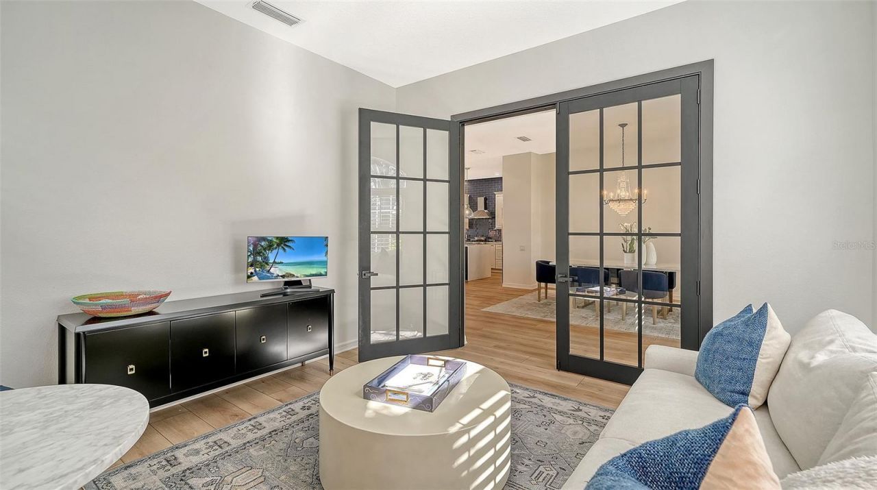 6619 Waters Edge Way, Lakewood Ranch, FL 34202 Photo