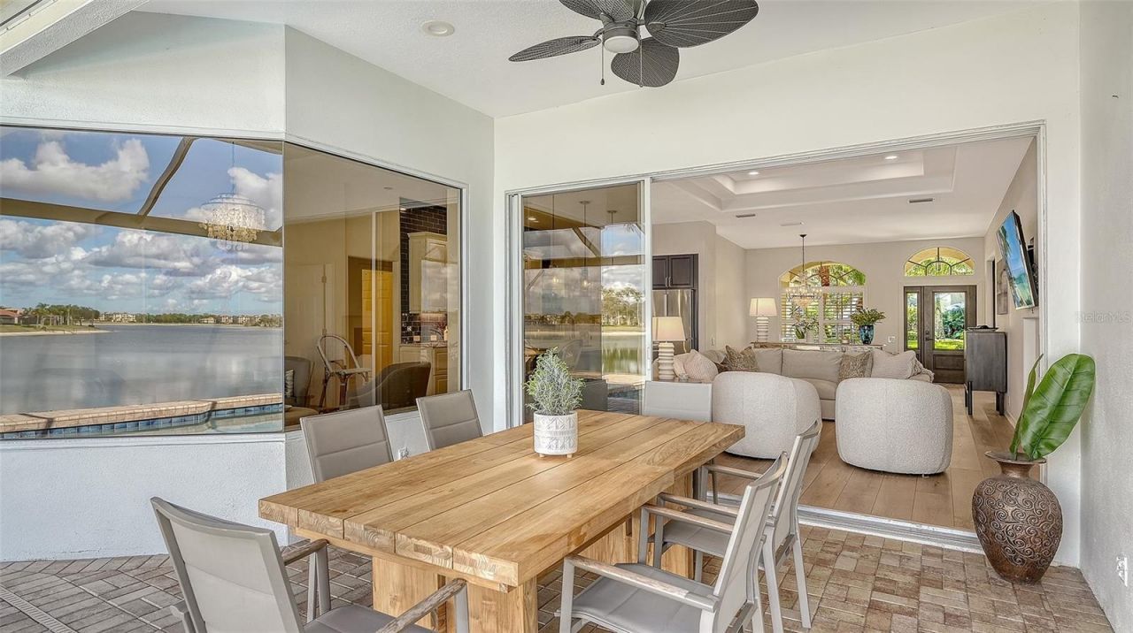 6619 Waters Edge Way, Lakewood Ranch, FL 34202 Photo