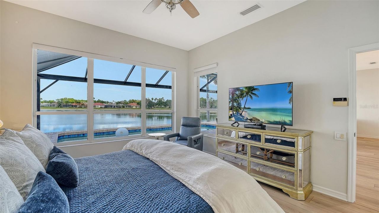 6619 Waters Edge Way, Lakewood Ranch, FL 34202 Photo