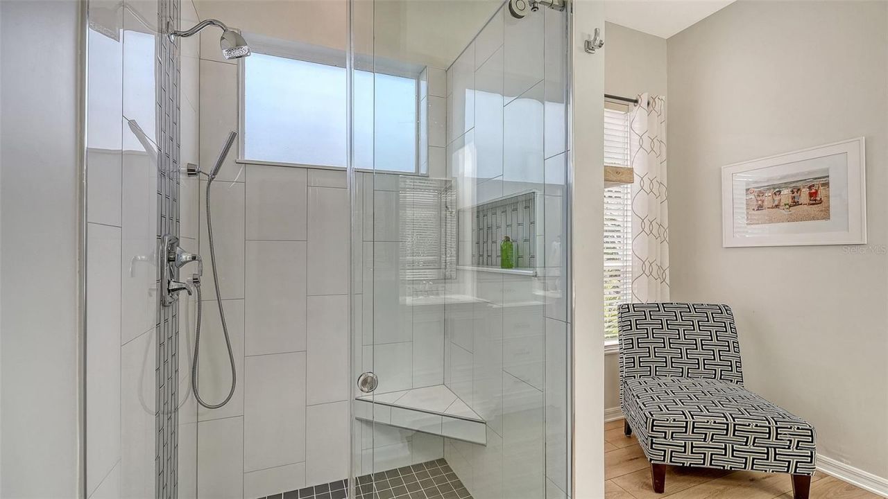 6619 Waters Edge Way, Lakewood Ranch, FL 34202 Photo