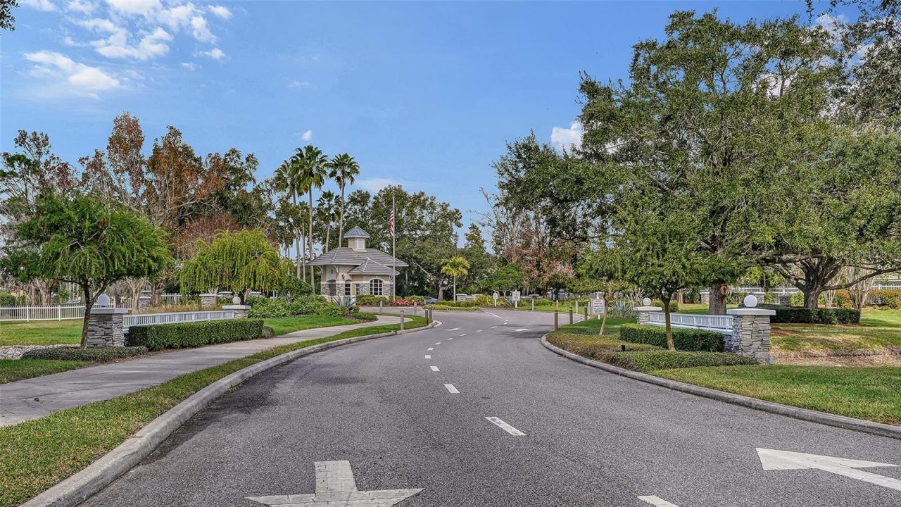 6619 Waters Edge Way, Lakewood Ranch, FL 34202 Photo