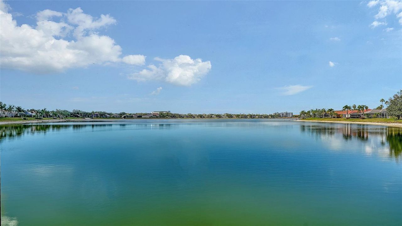 6619 Waters Edge Way, Lakewood Ranch, FL 34202 Photo