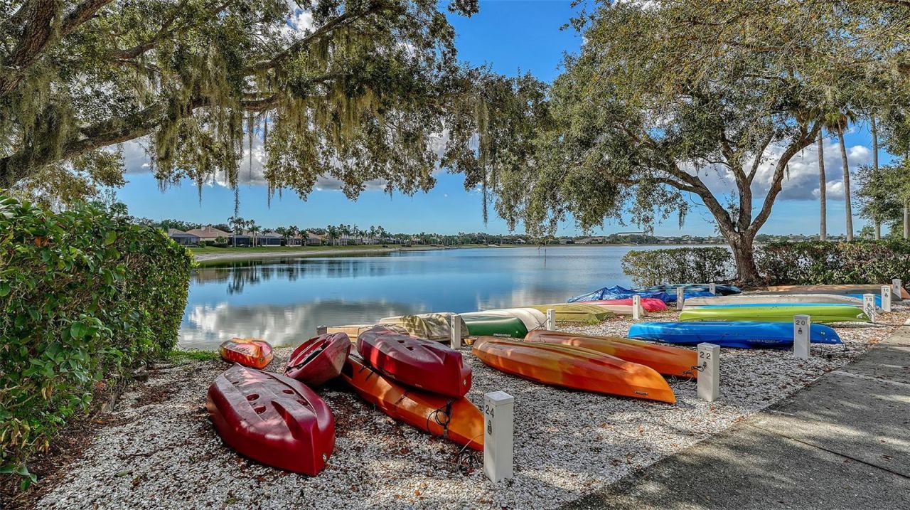 6619 Waters Edge Way, Lakewood Ranch, FL 34202 Photo