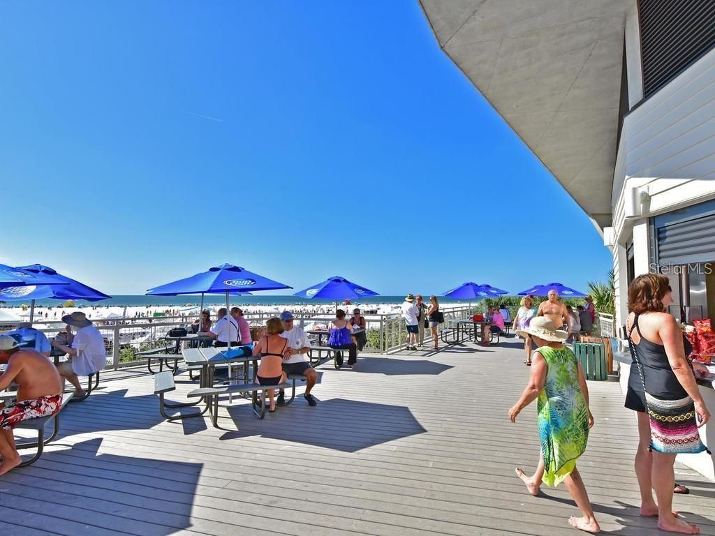 6619 Waters Edge Way, Lakewood Ranch, FL 34202 Photo