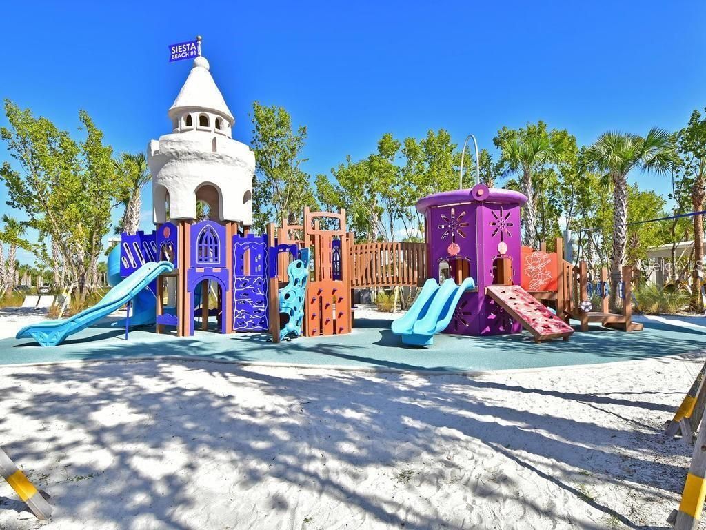 6619 Waters Edge Way, Lakewood Ranch, FL 34202 Photo