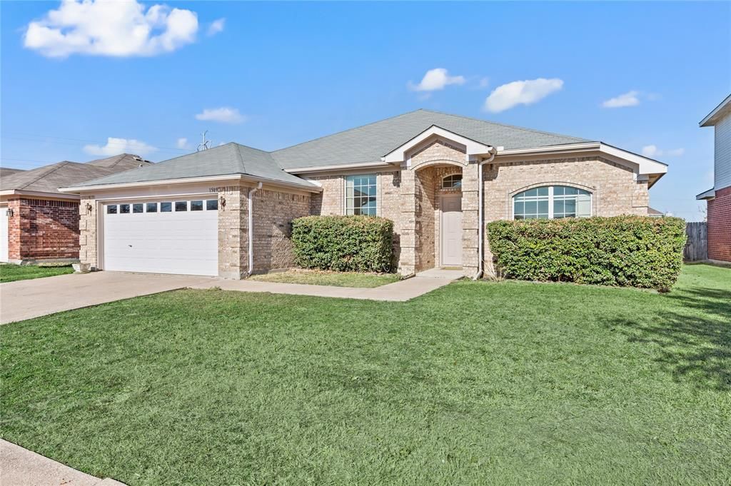 1509 Powder Horn Lane, Arlington, TX 76018 Main Photo