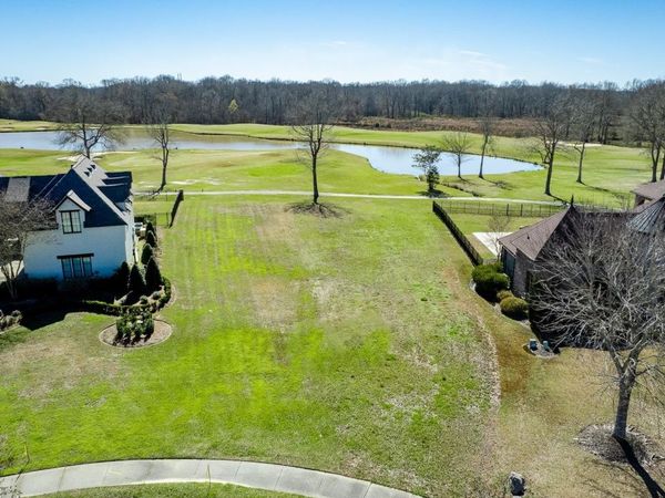 2621 Muirfield Dr, Zachary, LA 70791