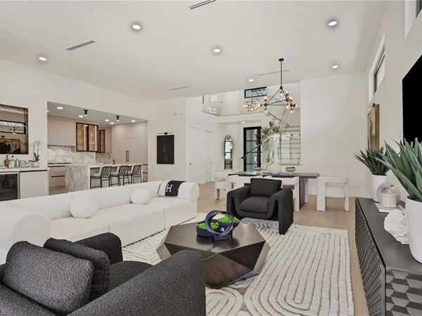 1150 8th TER N, NAPLES, FL 34102