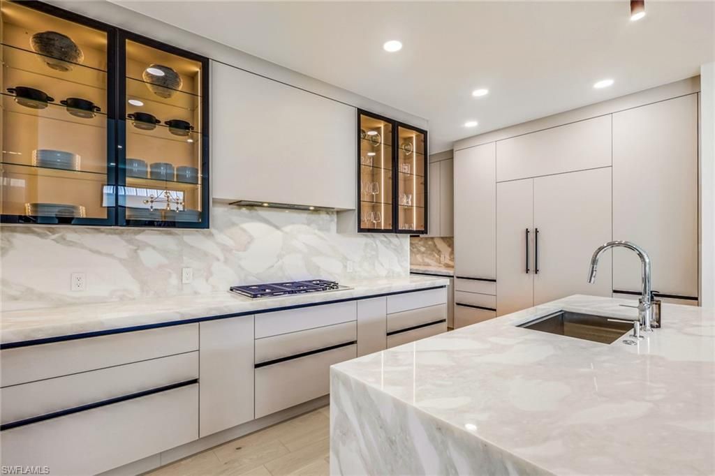 1150 8th Ter N, Naples, FL 34102 Photo