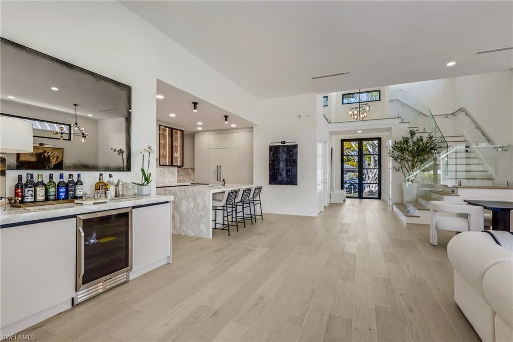 1150 8th Ter N, Naples, FL 34102 Photo