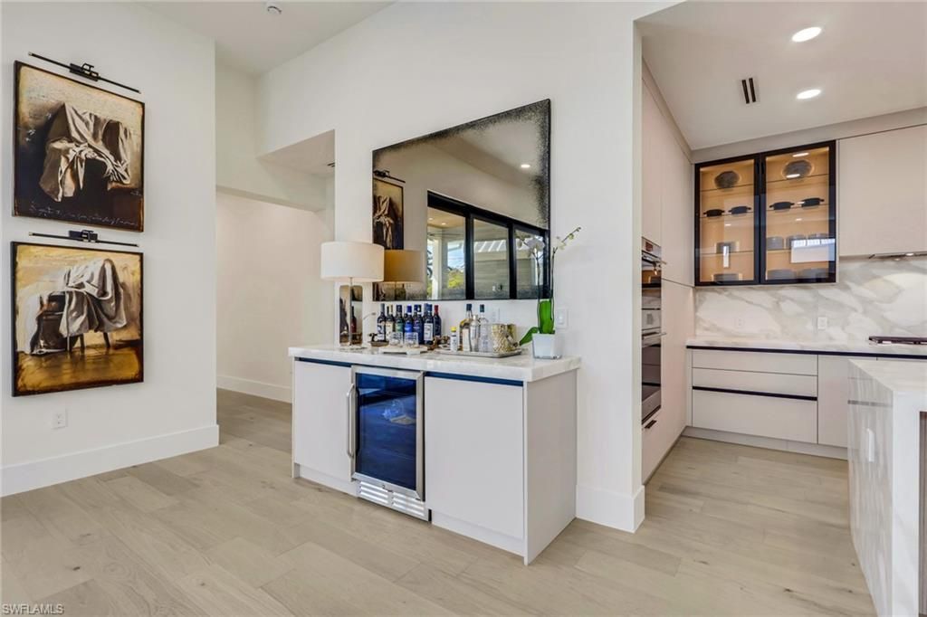 1150 8th Ter N, Naples, FL 34102 Photo