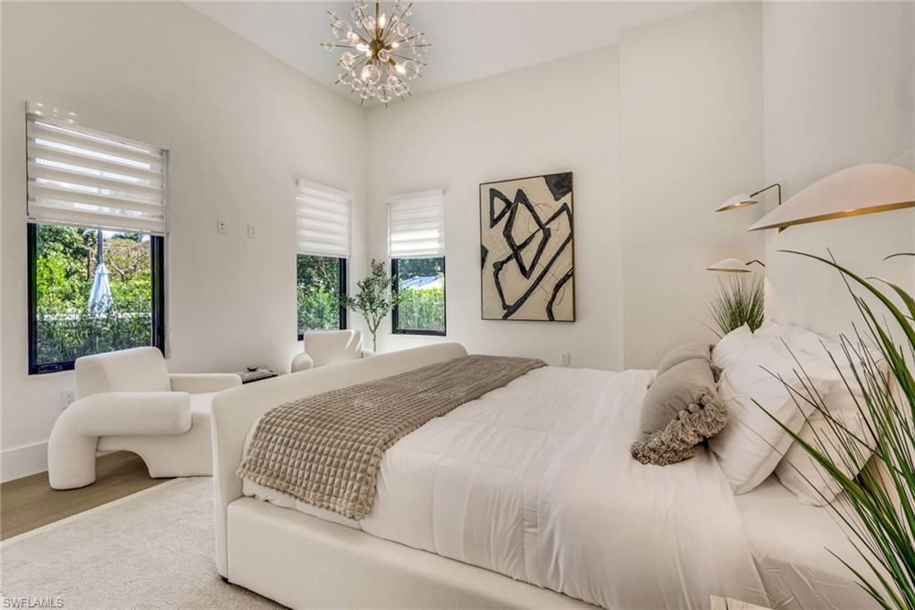 1150 8th Ter N, Naples, FL 34102 Photo