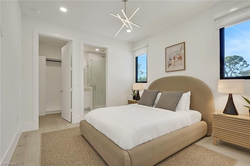 1150 8th Ter N, Naples, FL 34102 Photo