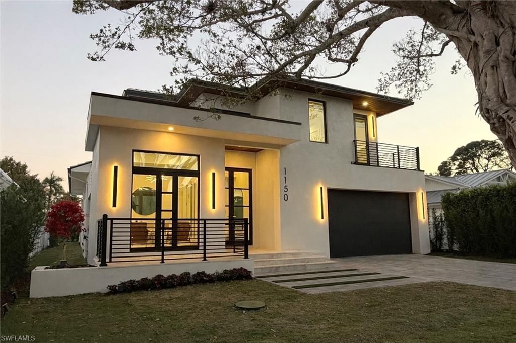 1150 8th Ter N, Naples, FL 34102 Photo