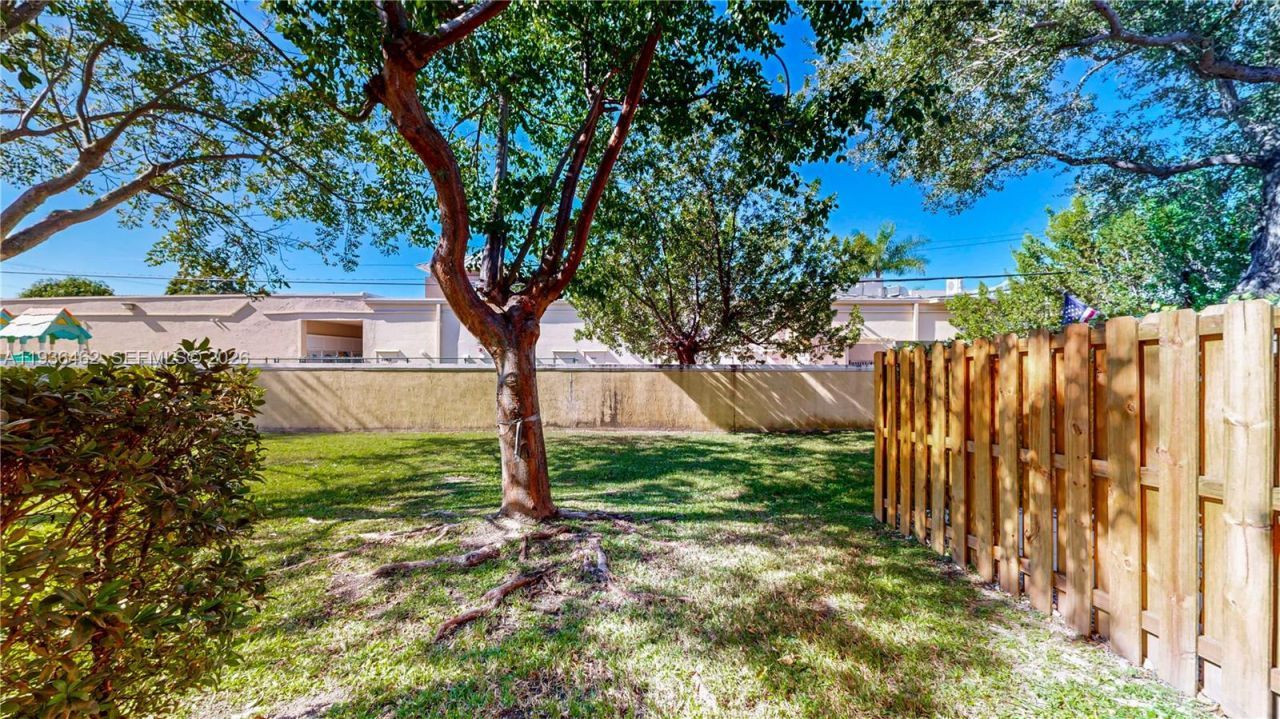 686 NE 21st Ave, Homestead, FL 33033 Photo