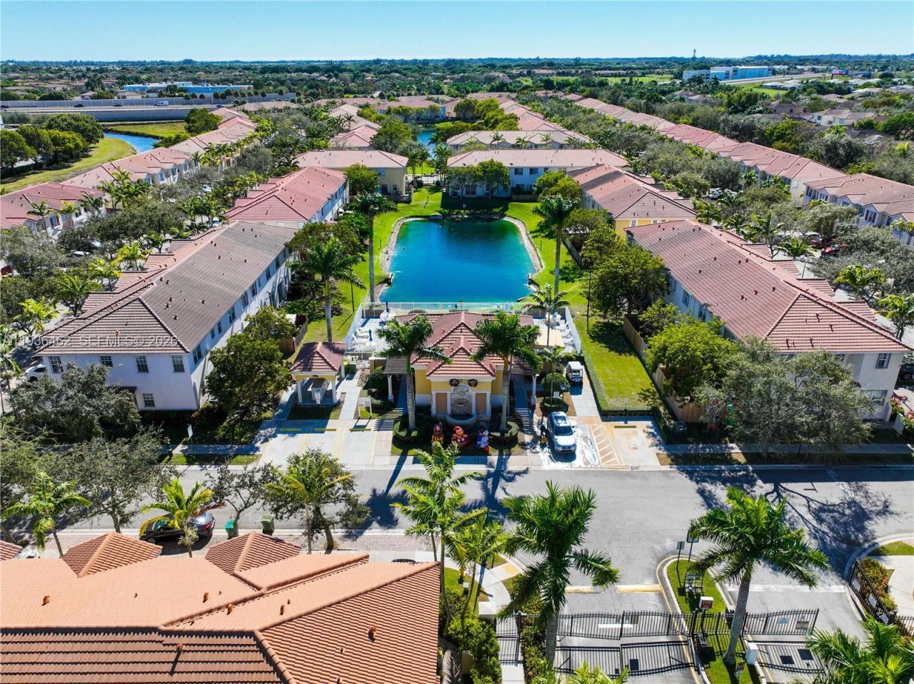 686 NE 21st Ave, Homestead, FL 33033 Photo