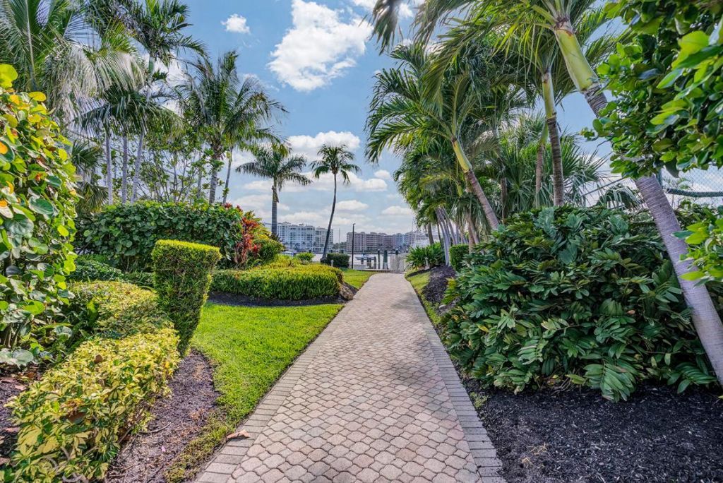 500 S Ocean Boulevard, Unit 303, Boca Raton, FL 33432 Photo