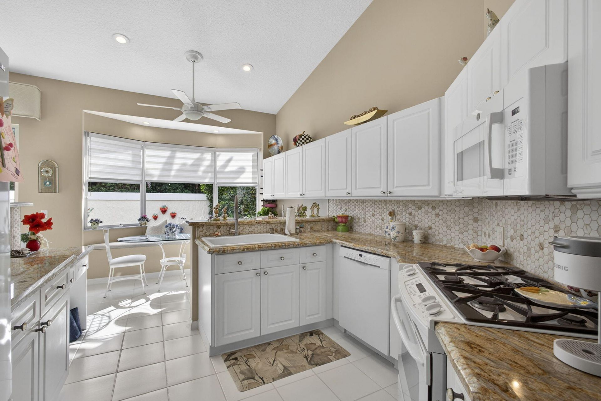 8184 Sandpiper Way, West Palm Beach, FL 33412 Photo