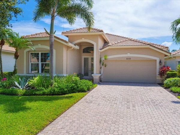 8332 Muirfield Way, Port Saint Lucie, FL 34986