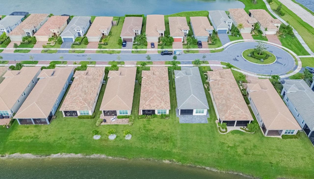 9143 SW Michele Way, Port Saint Lucie, FL 34987 Photo