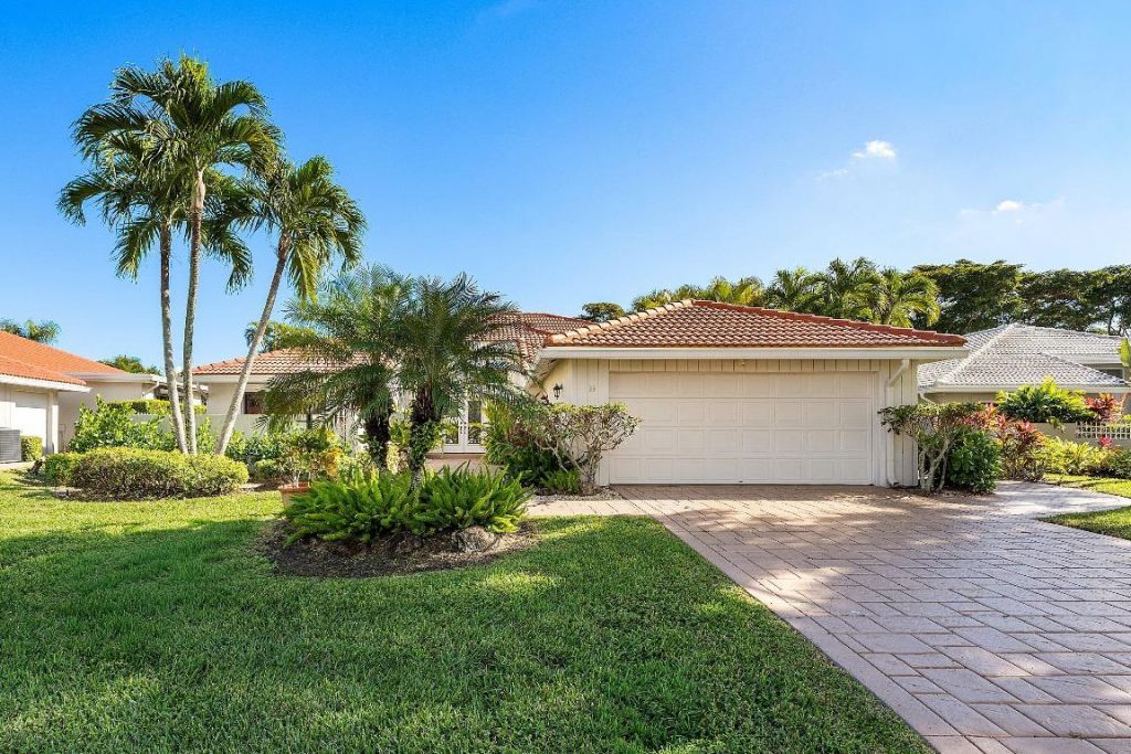 39 Estate Drive, Boynton Beach, FL 33436 Photo
