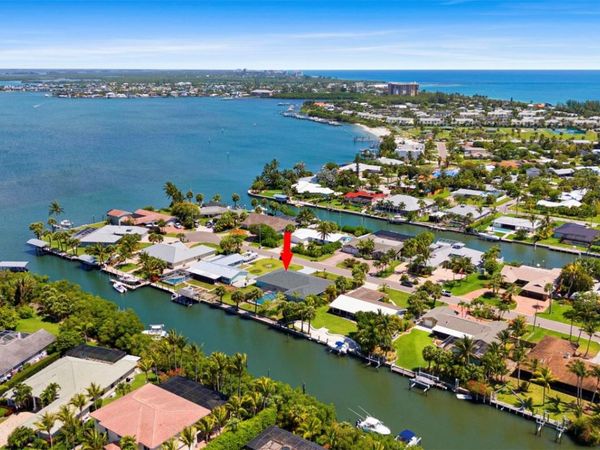 1709 Rio Vista Dr, Hutchinson Island, FL 34949