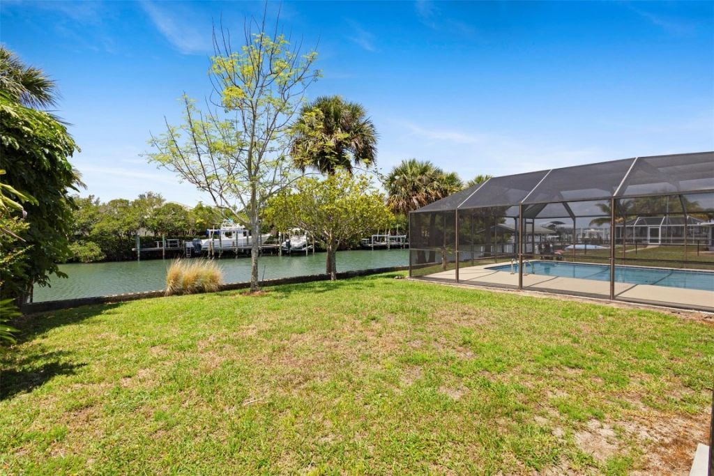 1709 Rio Vista Dr, Hutchinson Island, FL 34949 Photo