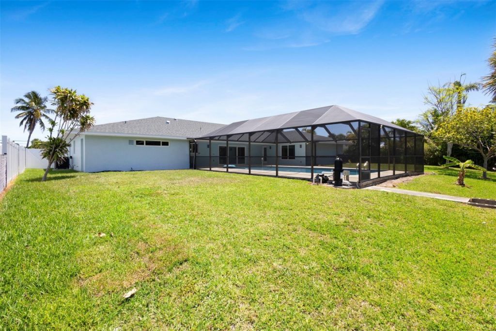 1709 Rio Vista Dr, Hutchinson Island, FL 34949 Photo