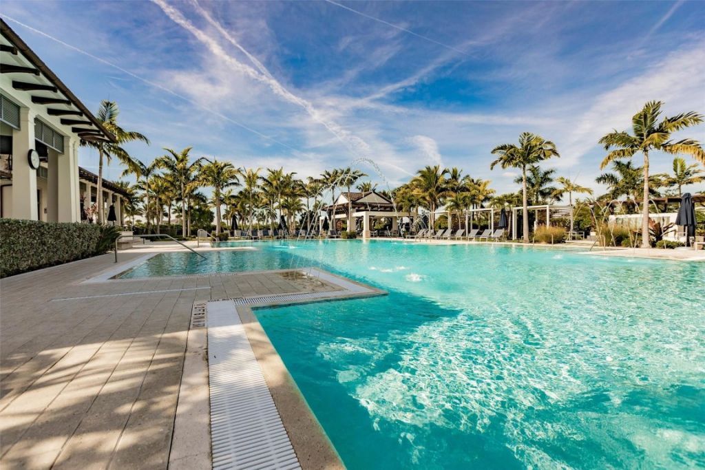 10370 Northbrook Cir, Palm Beach Gardens, FL 33412 Photo