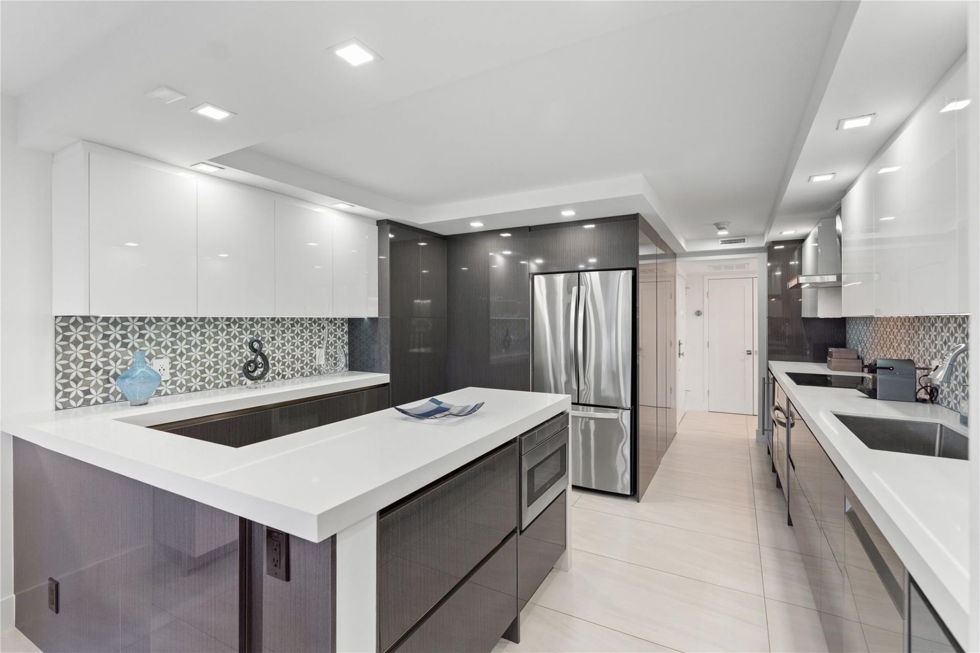 4900 N Ocean Boulevard, Unit 412, Lauderdale by the Sea, FL 33308 Photo