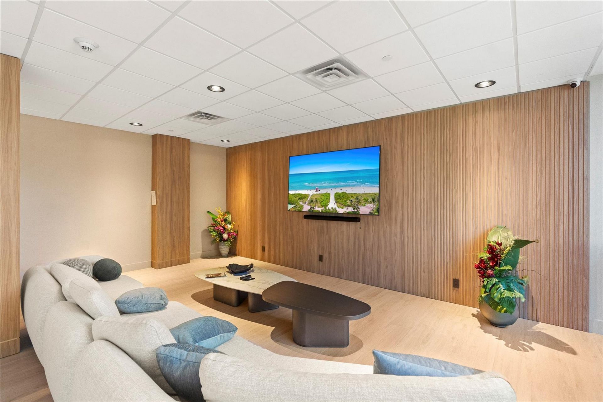 4900 N Ocean Boulevard, Unit 412, Lauderdale by the Sea, FL 33308 Photo