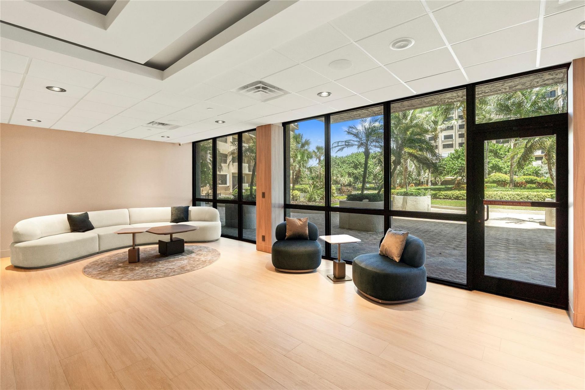 4900 N Ocean Boulevard, Unit 412, Lauderdale by the Sea, FL 33308 Photo