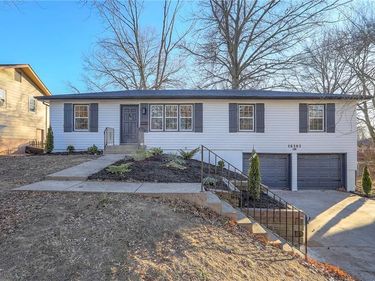 18303 E 7th Street, Independence, MO 64056