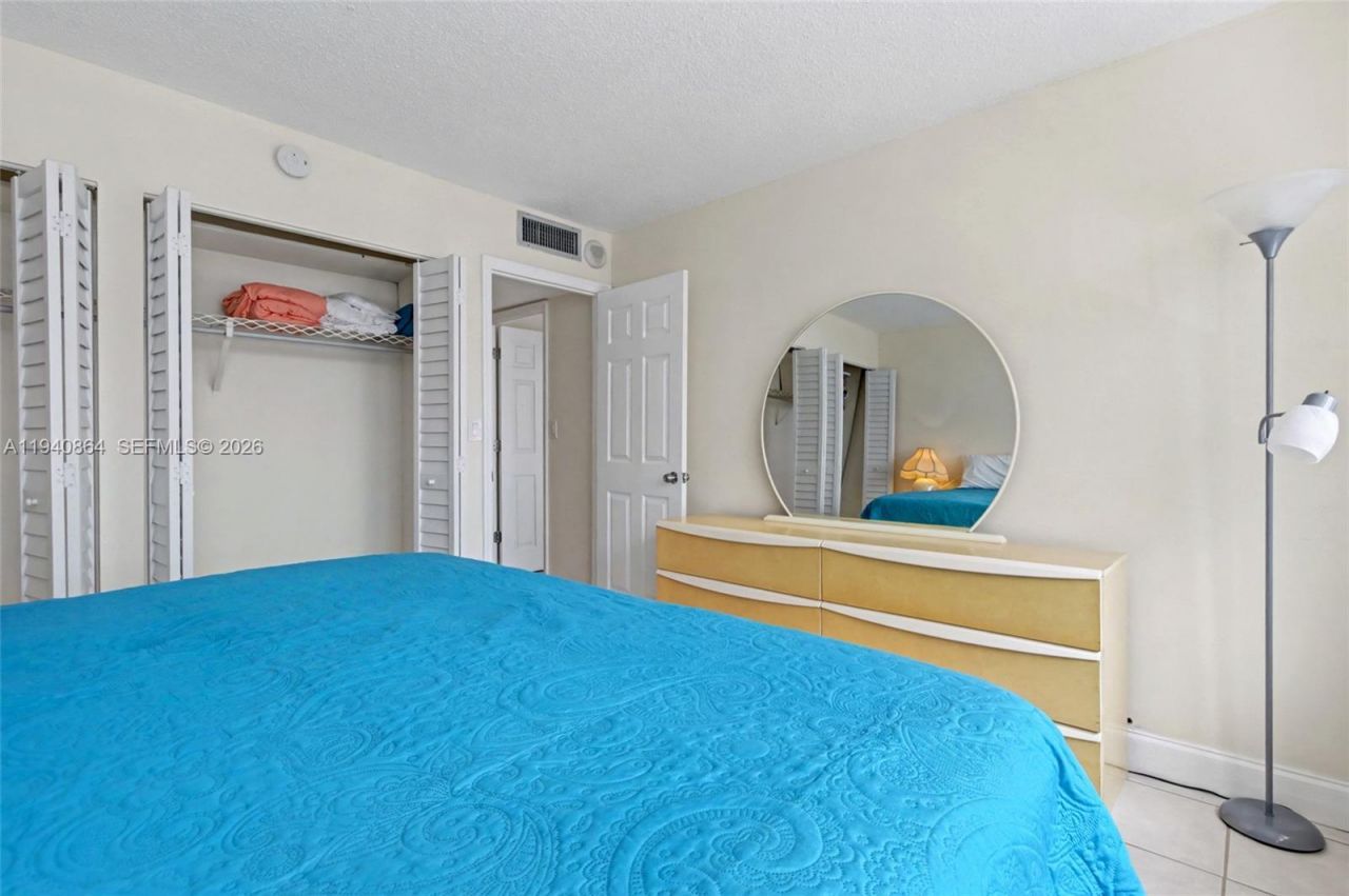 1825 S Ocean Dr, Unit 609, Hallandale Beach, FL 33009 Photo