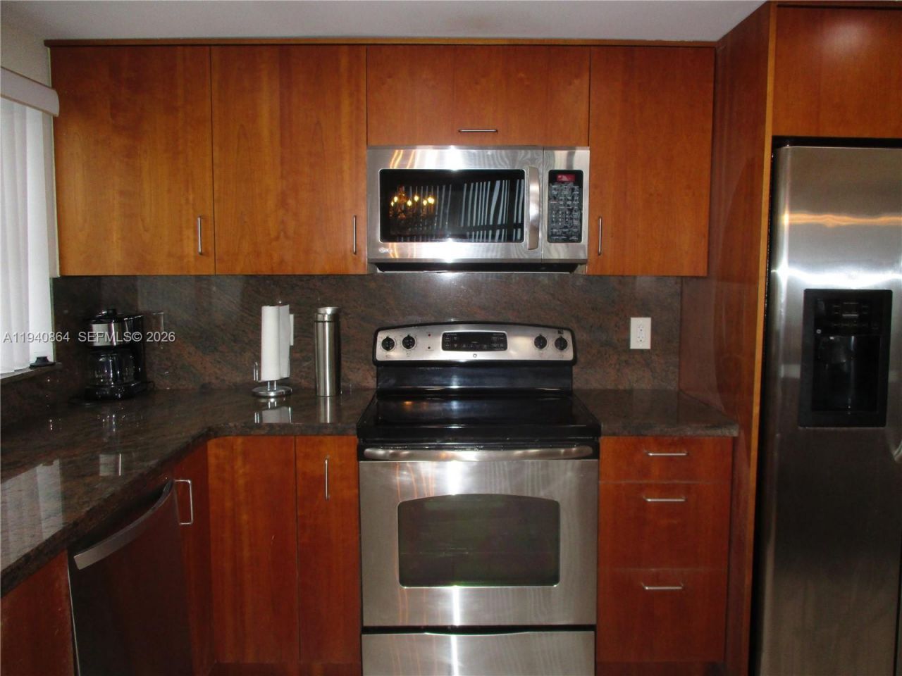 1825 S Ocean Dr, Unit 609, Hallandale Beach, FL 33009 Photo