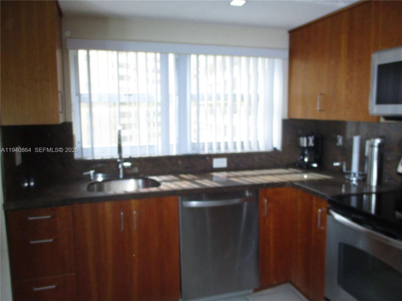 1825 S Ocean Dr, Unit 609, Hallandale Beach, FL 33009 Photo