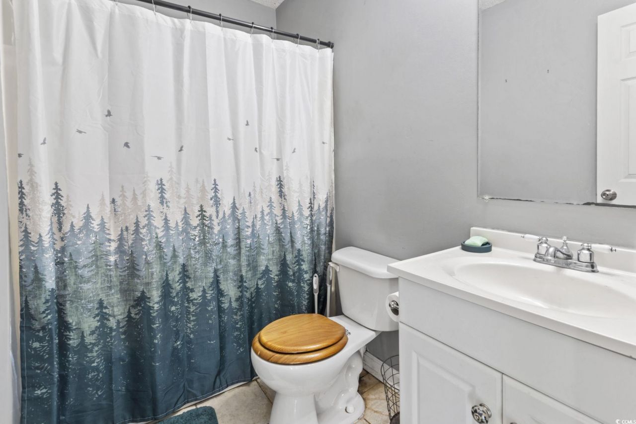 421 Cambridge Circle Photo 25